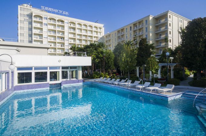 Emerald Pool, thermal pools Abano Terme | Grand Hotel Trieste & Victoria